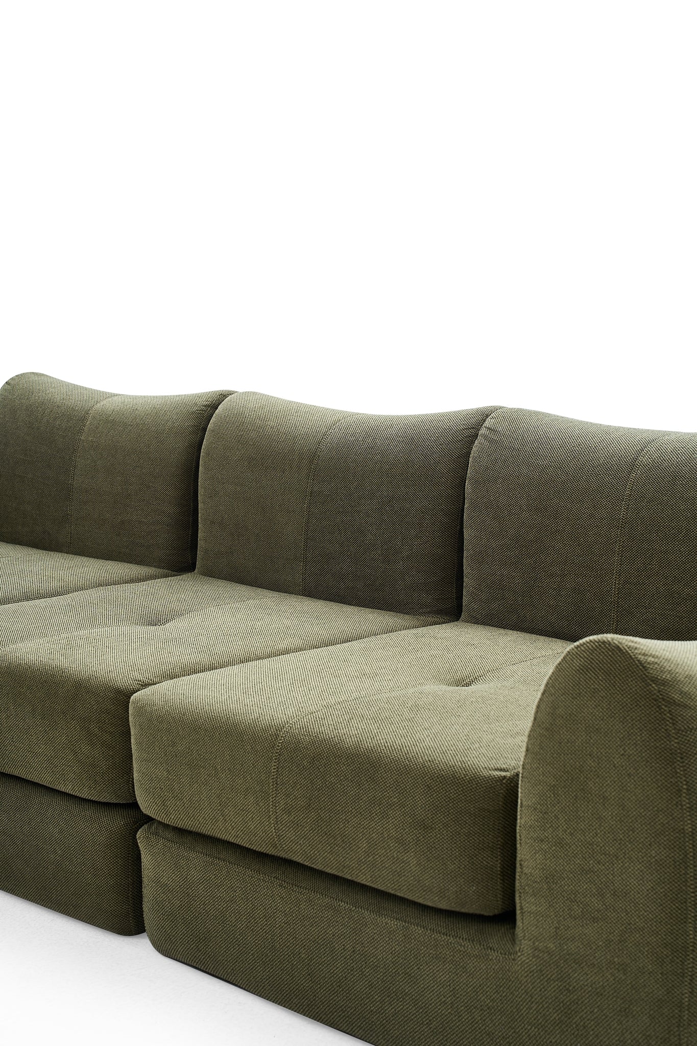 336 CushyCurl 4-Seater Sofabed
