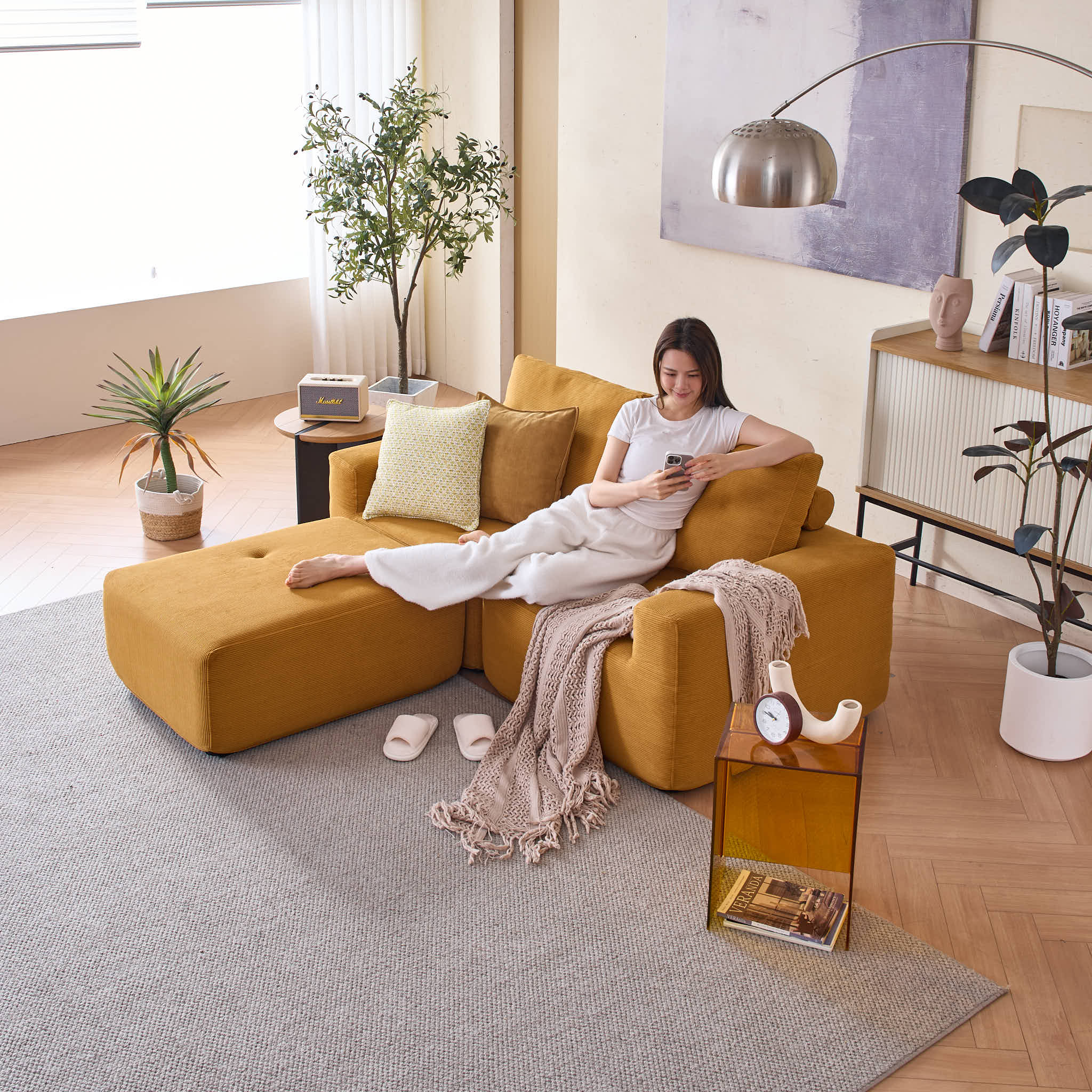 411 Squaricle Middle Seater