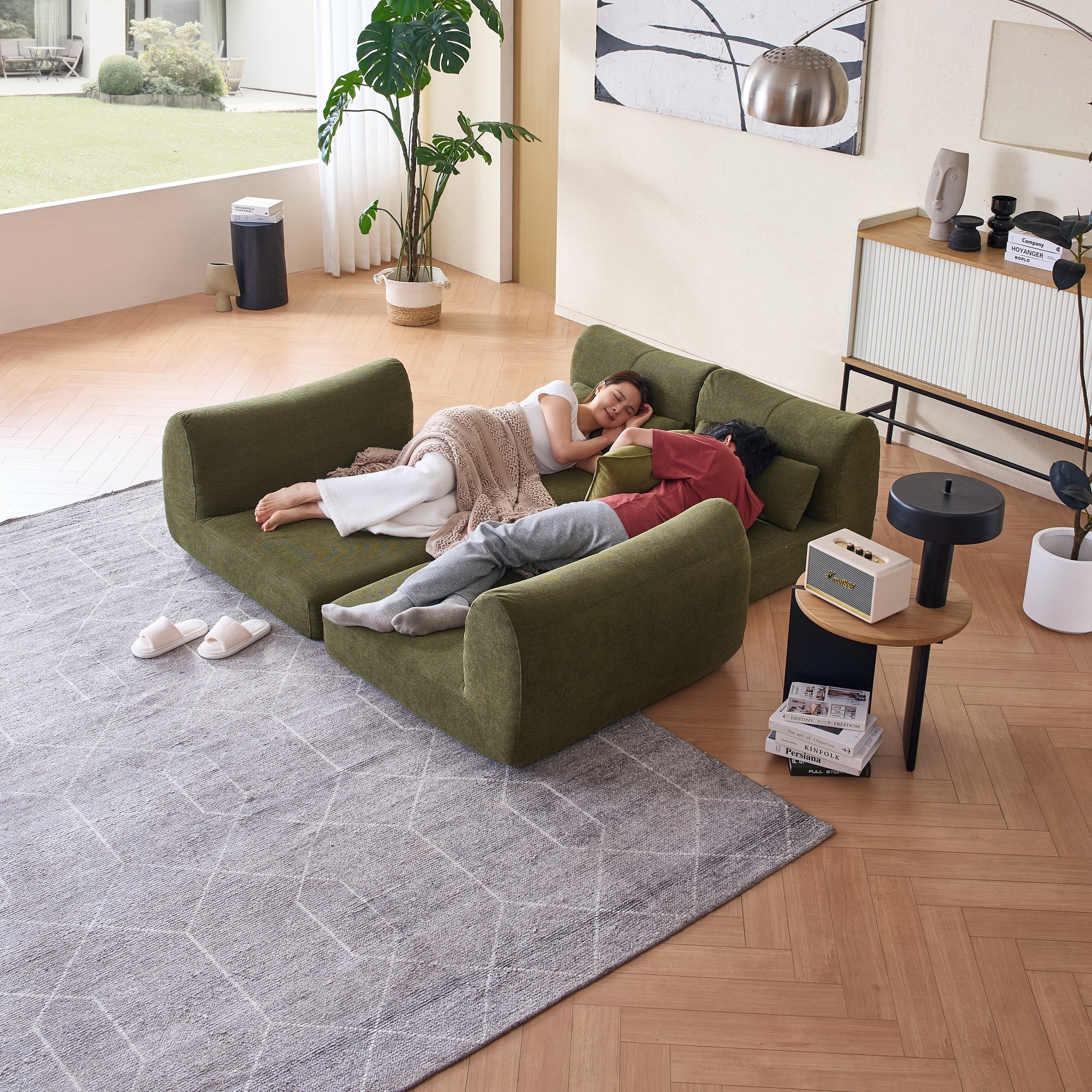336 CushyCurl 5-Seater Sofabed